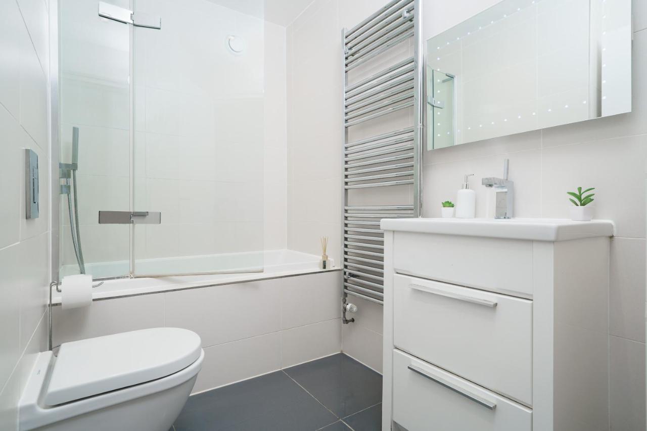 Pristine Rooms In Central Лондон Экстерьер фото